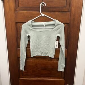 Altar'd State Women's Everyday Seamless Long Sleeve Top sz XS/S Harbor Gray NWT